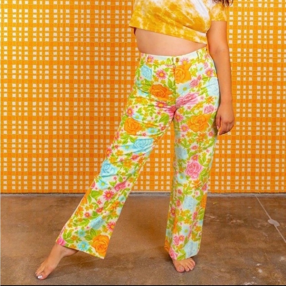 Big Bud Press Vintage Wallpaper Western Pants Size M.